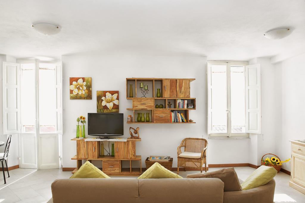 B&B Affittacamere Via Del Centro La Maddalena  Extérieur photo